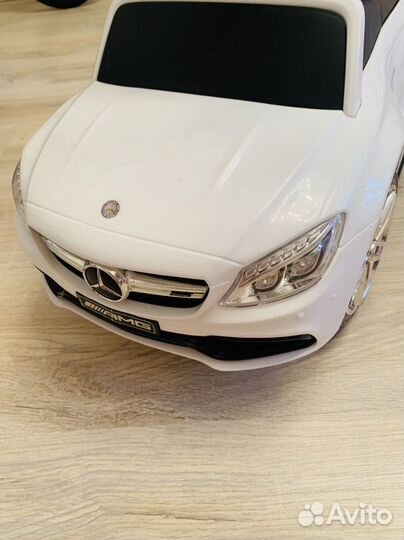 Детская машинка каталка с ручкой mercedes