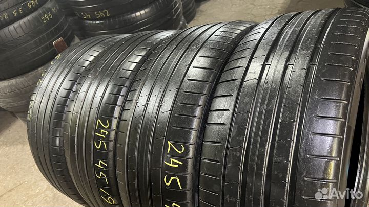 Pirelli P Zero 245/45 R19 102Y