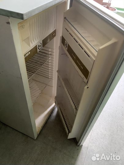 Холодильник бу Полюс