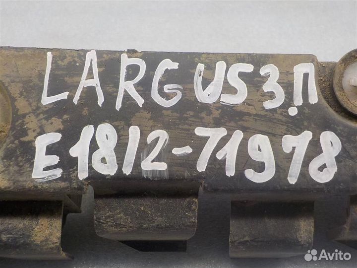 Кронштейн заднего бампера правый VAZ LADA Largus