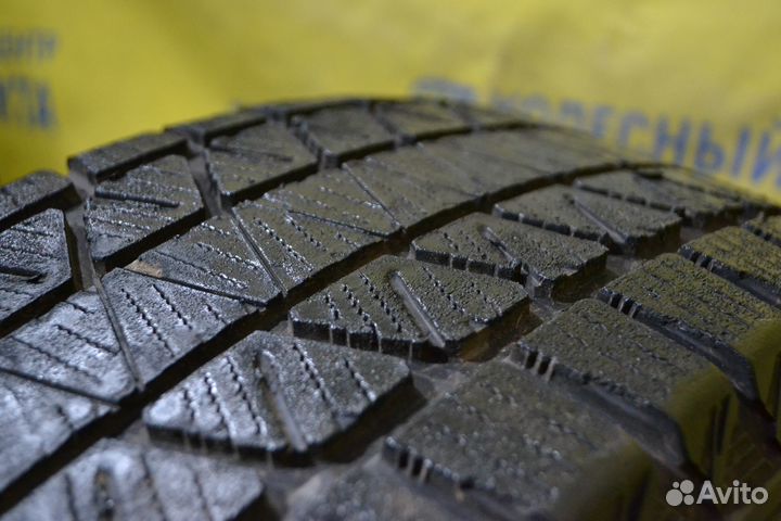 Bridgestone Blizzak DM-V3 225/65 R17