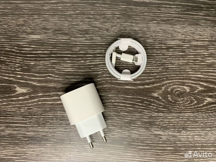 Зарядка для iPhone 20w + шнур