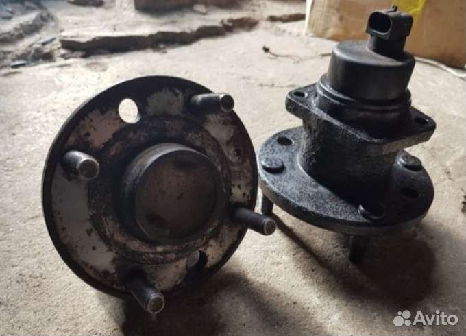 Ступица заднего колеса лачети с абс