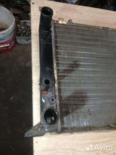 Вентилятор охлаждения и дифузор audi 80