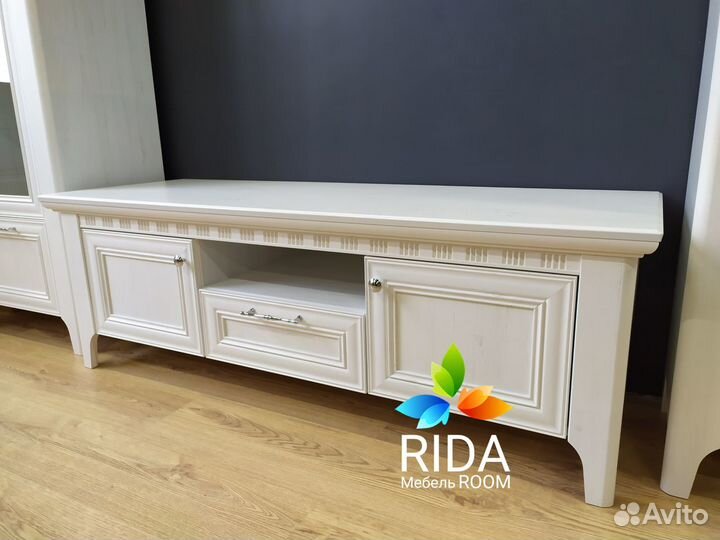 Тумба под телевизор Клер