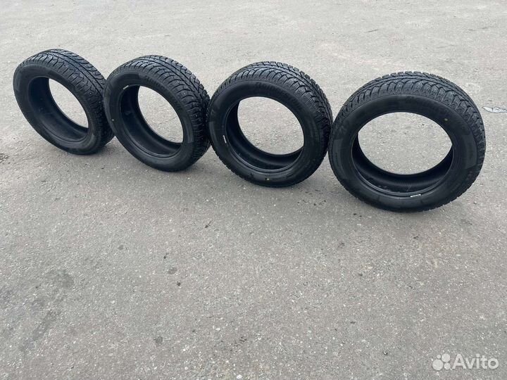 Bridgestone Ice Cruiser 7000S 205/55 R16