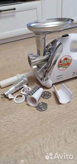 Мясорубка электрическая на запчасти