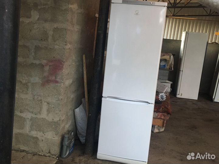Холодильник бу