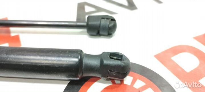 Амортизатор двери багажника Audi Q5 8R cncd