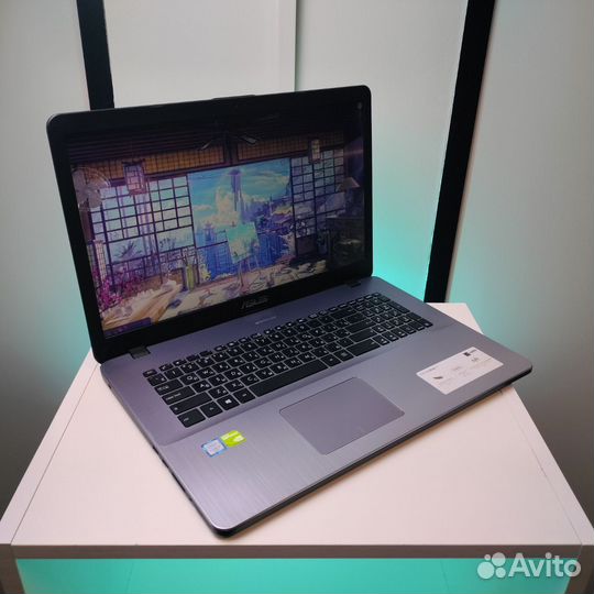 Игровой ноутбук Asus: Core i3-6006U/geforce MX110