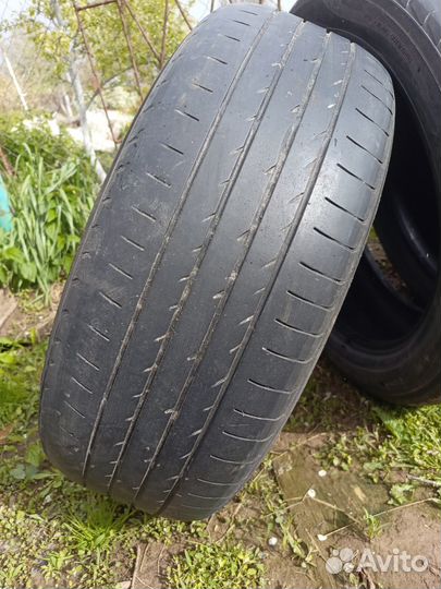 Yokohama Advan Sport V102 235/55 R20 102V