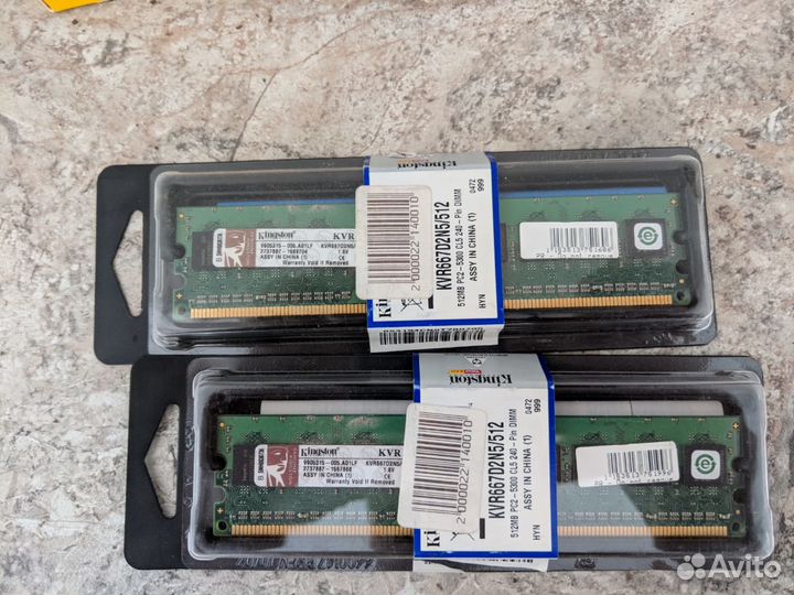 Kingston kvr667d2n5/512 x2