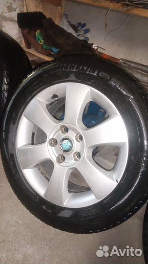 Продам диски с резиной