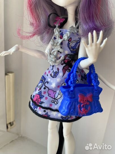 Кукла Монстер Хай,Катрин Де Мяу