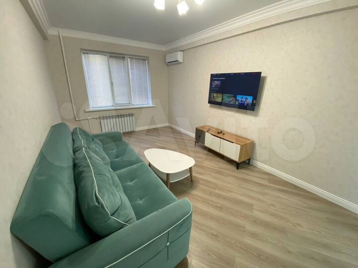 2-к. квартира, 74 м², 1/9 эт.