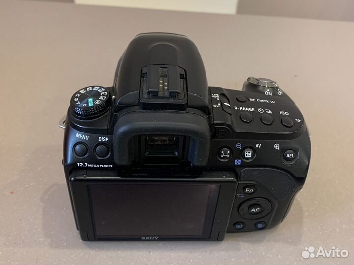 Зеркальный фотоаппарат sony dslr-A500
