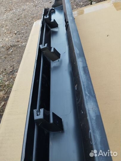 Накладка порога правого mitsubishi outlander