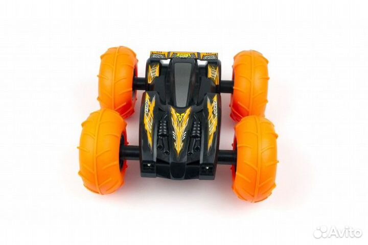 Машинка перевертыш с надувными колесами на радиоуп