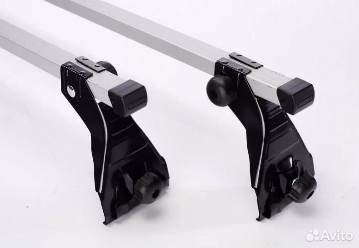 Багажник поперечины на автомобиль