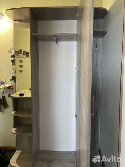 Шкаф в прихожую