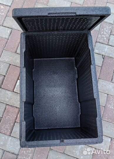 Ударопрочный термоконтейнер 109 литров