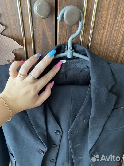 Костюм школьный