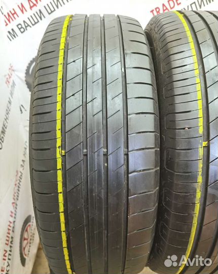 Goodyear EfficientGrip Performance 215/60 R17 96H