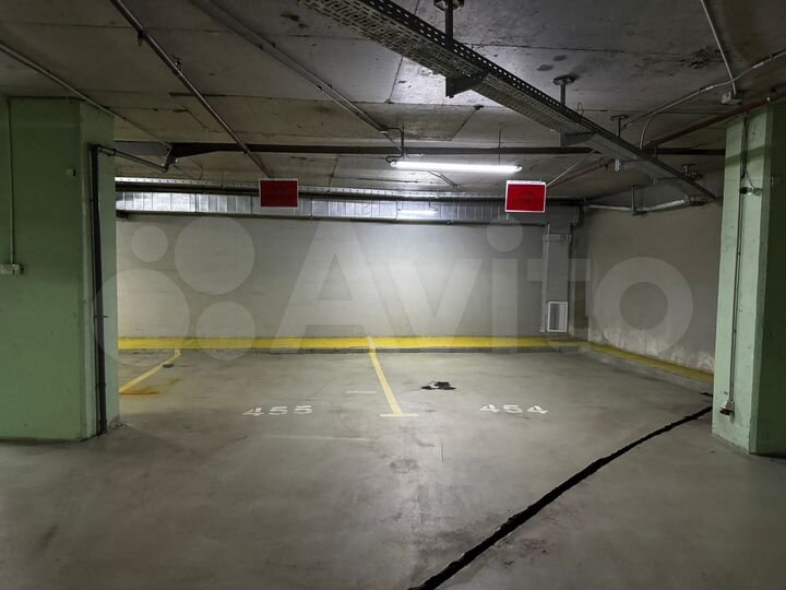 Машиноместо, 14 м²