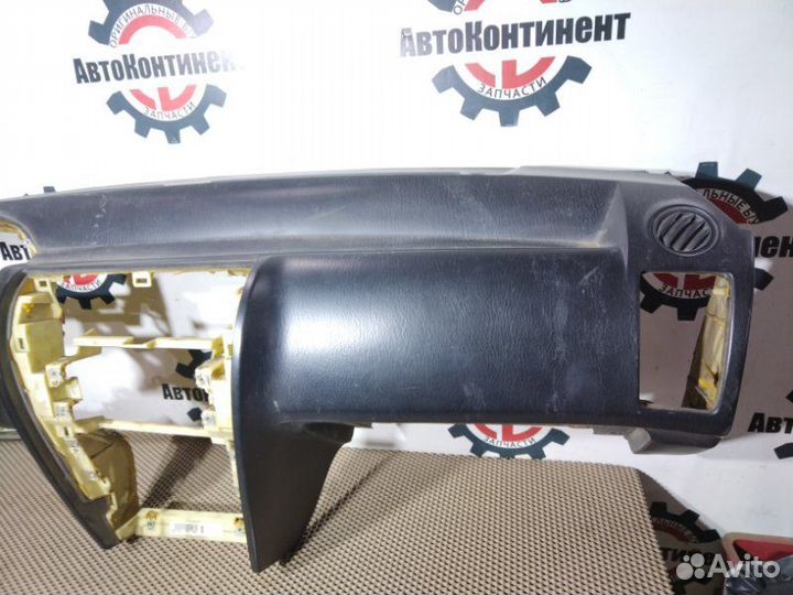 Панель передняя в салон Hyundai Terracan HP D4BH