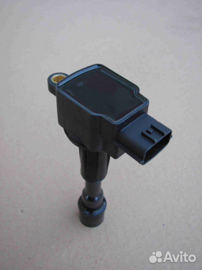 Катушка зажигания Мазда 3