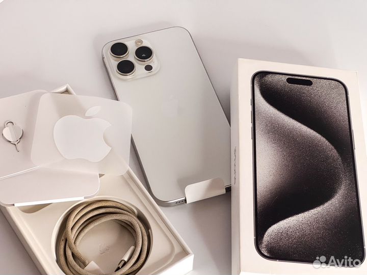 iPhone 15 Pro Max, 256 ГБ