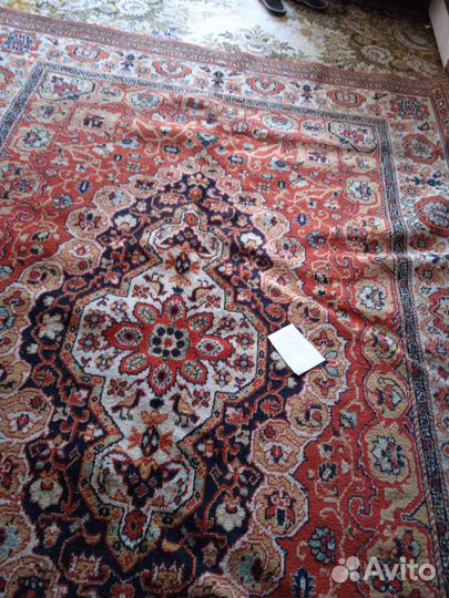 Ковер шерстяной