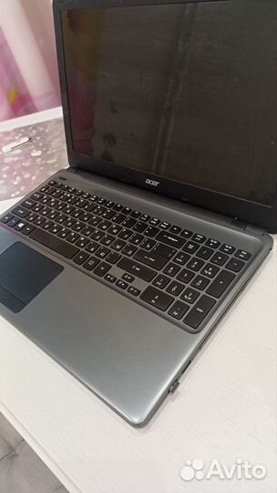 Acer aspire E1 series v5we2