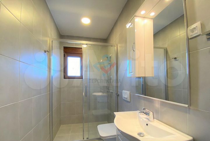 Дом 186 м² на участке 6 сот.