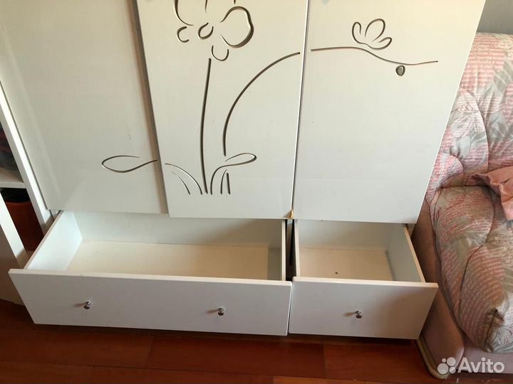 Шкаф трехдверный Meblik (Детская мебель - Польша)