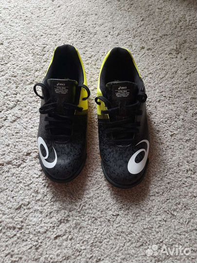 Футзалки asics