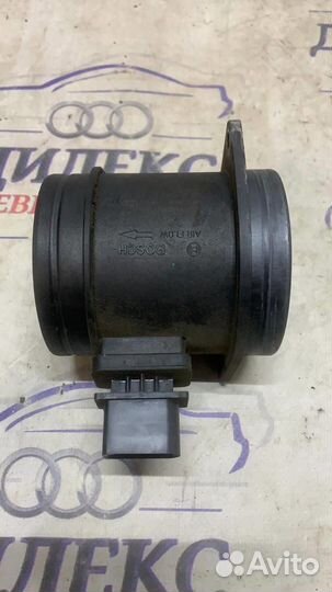 Расходомер воздуха (массметр) VW Touareg 2002-2010