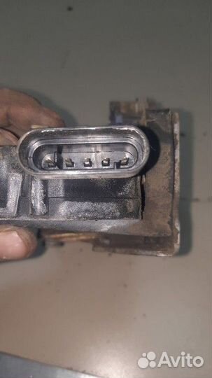 Замок двери задней левой Mercedes-Benz M-class