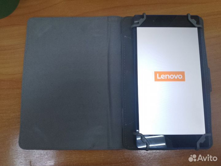 Планшет Lenovo TB3-730X