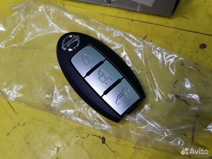 Чип ключ Nissan X-trail T32 285E34CB5A