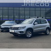 Volkswagen Tiguan 2.0 AT, 2012, 132 348 км, с пробегом, цена 1 469 000 руб.