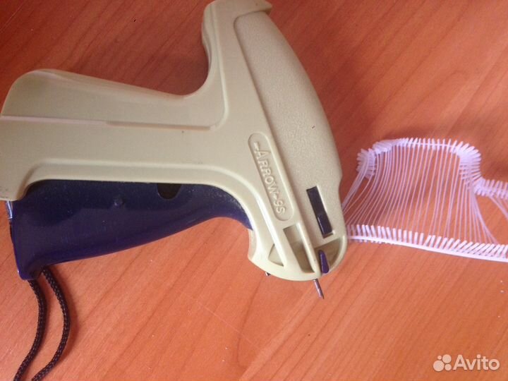 Пистолет для этикеток