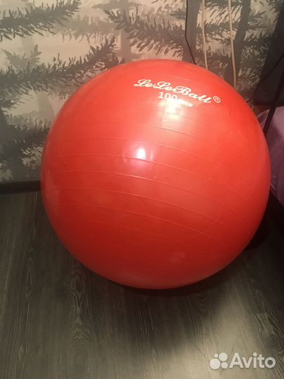Мячь для фитнеса