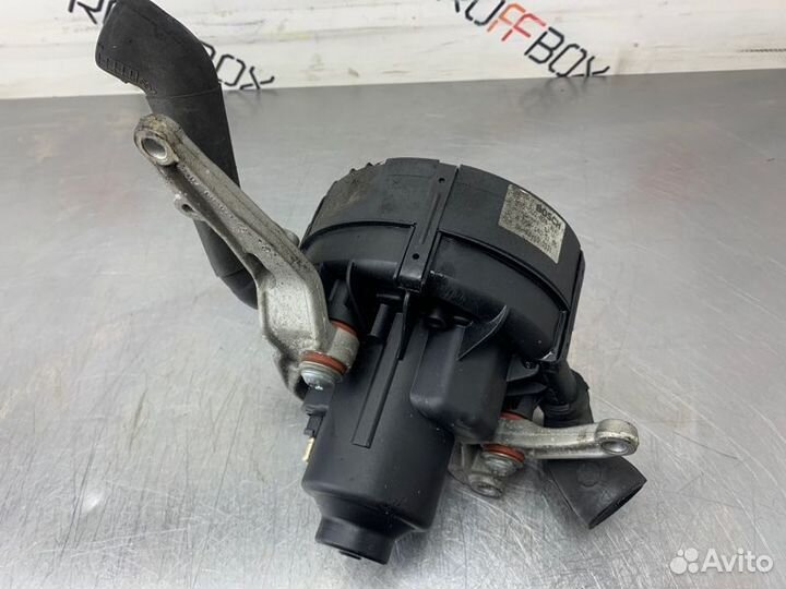 Насос продувки катализатора Mercedes Cls C219 M272