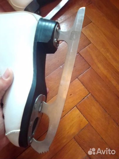 Коньки 32 р стелька 21,5 см