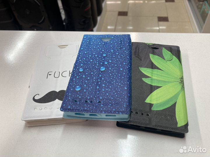 Универсальный чехол-книжка с принтом(4.5)