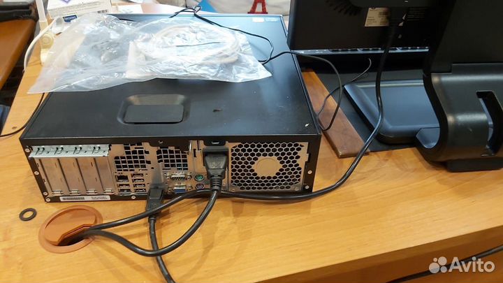 HP Compac 8200 Elit SFF
