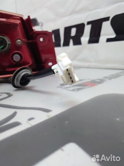 Фонарь задний наружный Mitsubishi Lancer 10