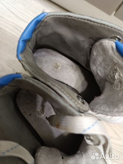 Коньки фигурные 39 размер