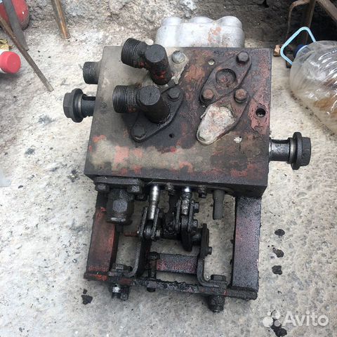 2 Распределителя на экскаватор